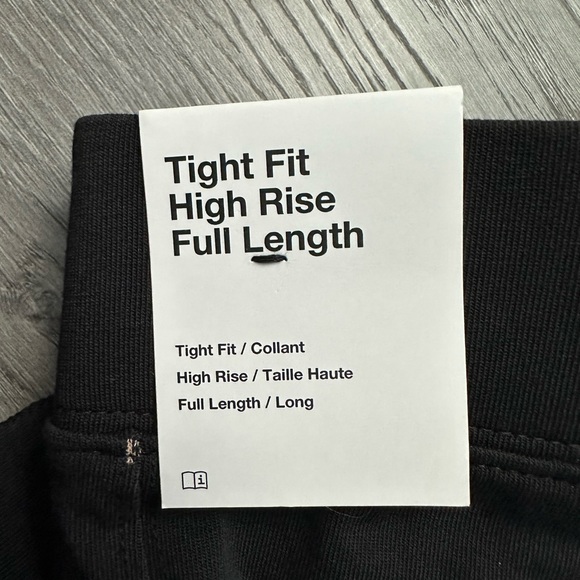 Black Nike leggings - Picture 2 of 3